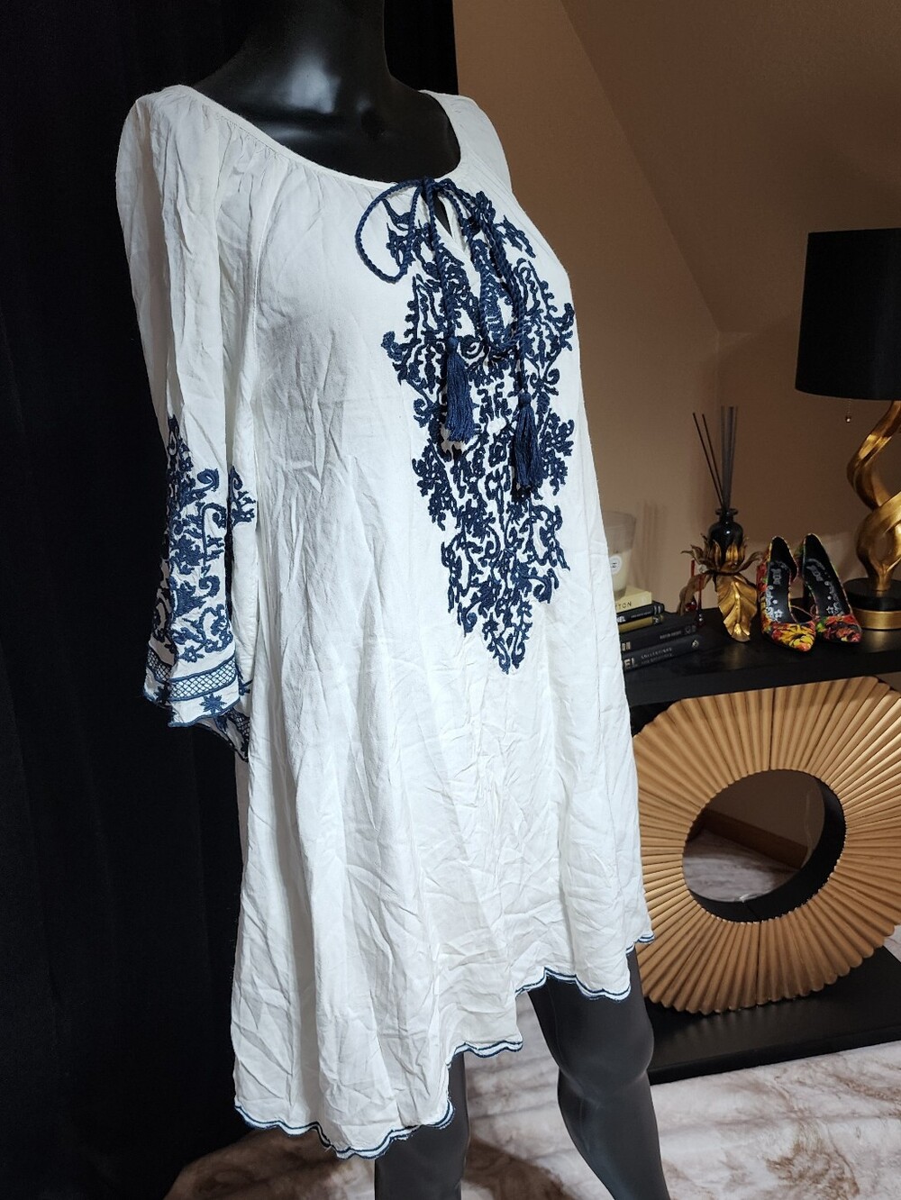 Chic Connection White Blue Embroidered Boho Peasant Dress - Picture 4 of 9